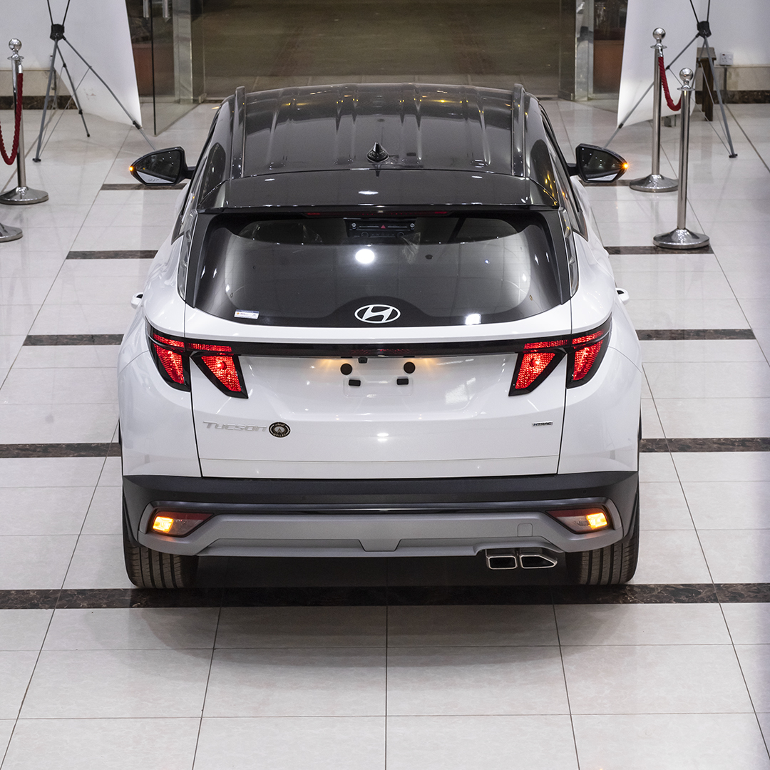 توسان سمارت 2025 – 2000 سي سي بدون دبل سقف اسود