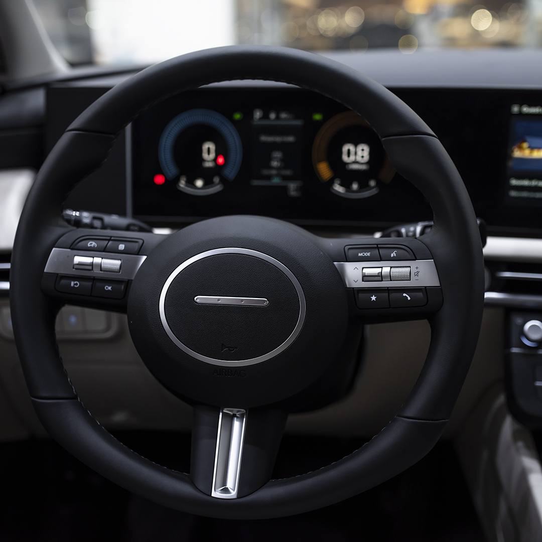 توسان سمارت 2025 – 2000 سي سي بدون دبل سقف اسود