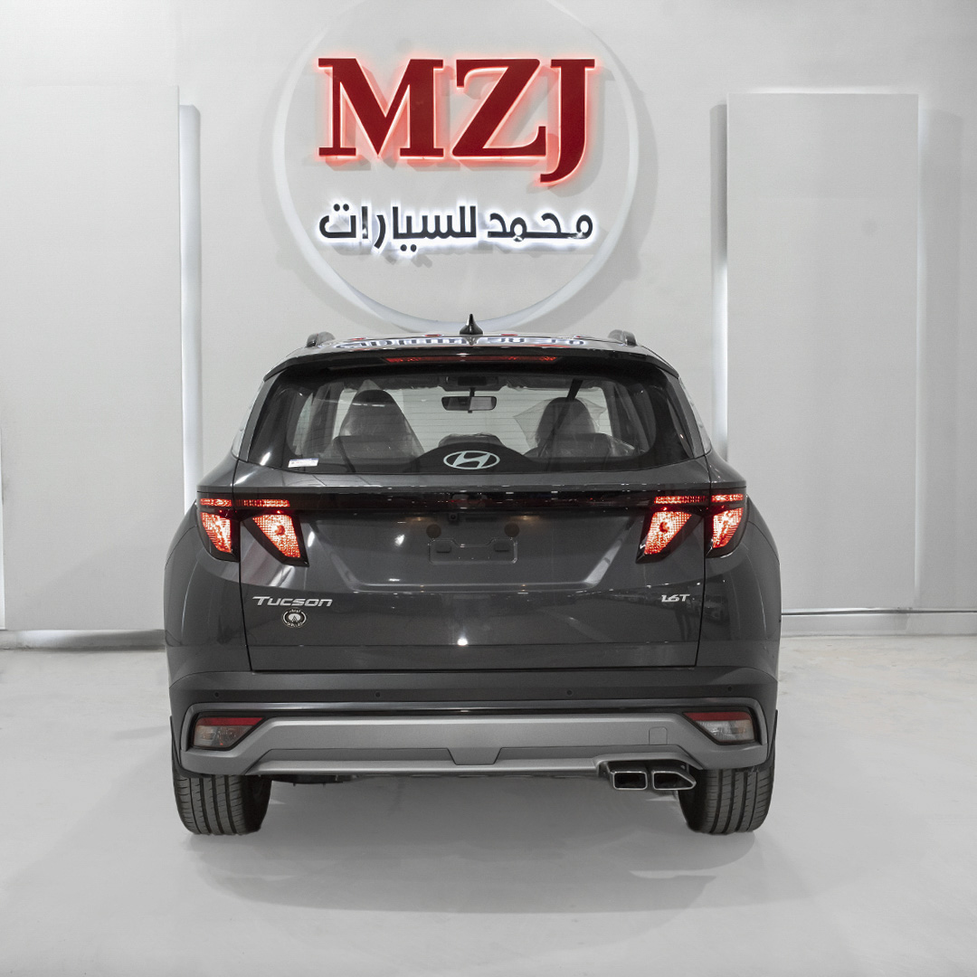 توسان سمارت 2025 – 2000 سي سي بدون دبل سقف اسود