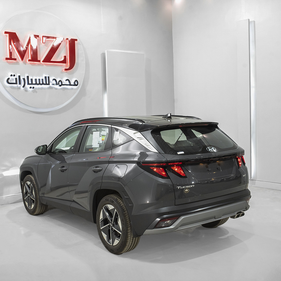 توسان سمارت 2025 – 2000 سي سي بدون دبل سقف اسود