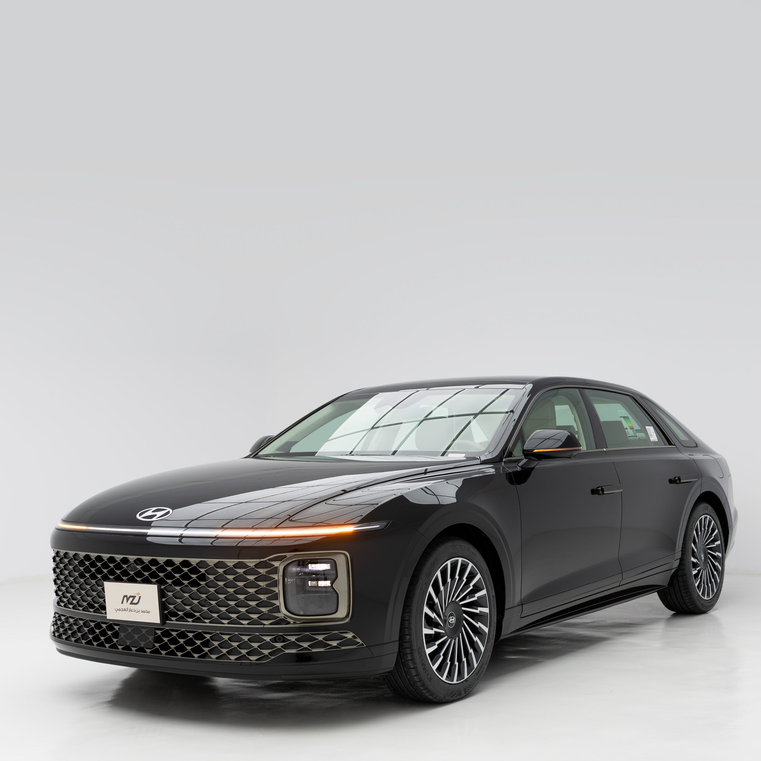 هيونداي ازيرا كاليجرافي 3500 سي سي