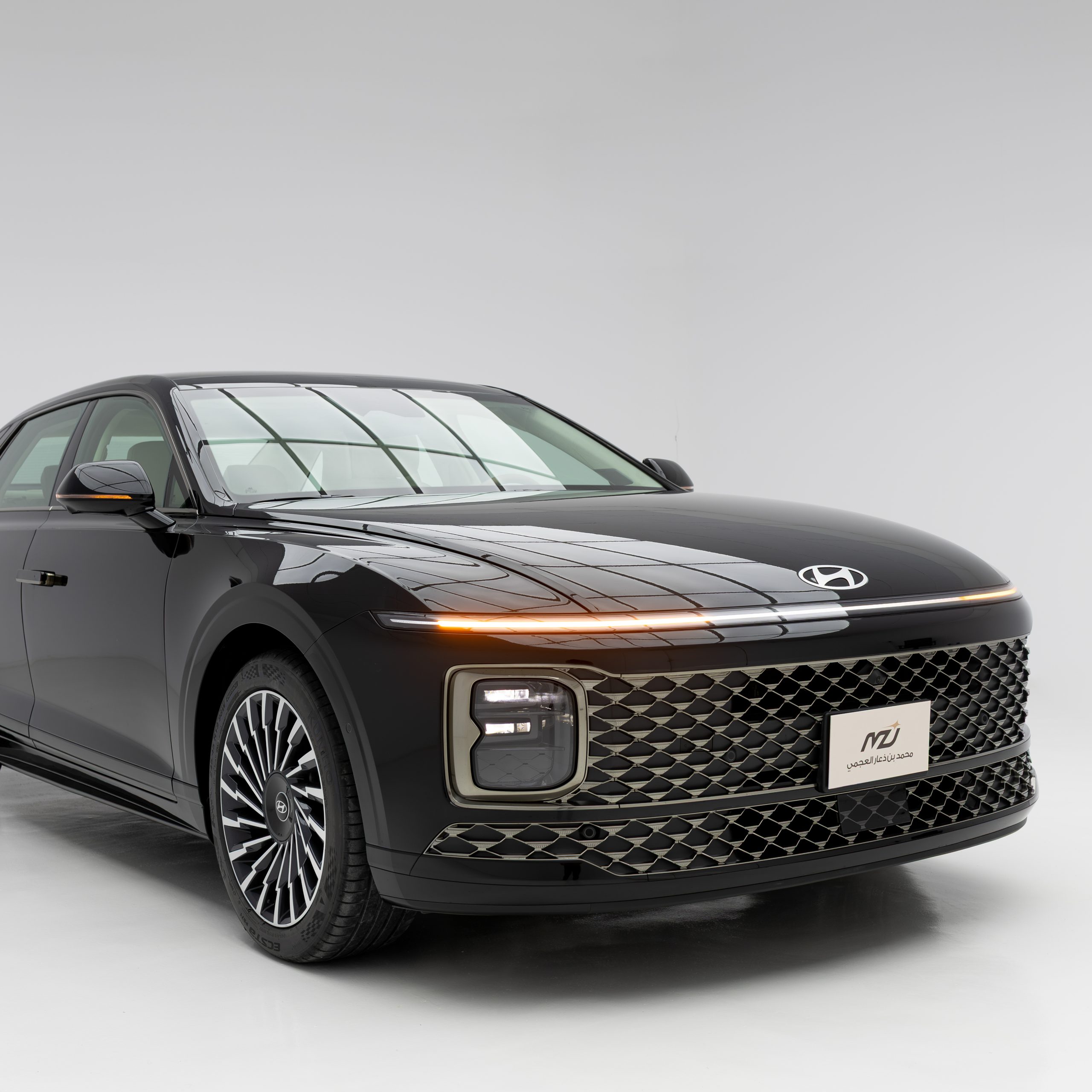 هيونداي ازيرا كاليجرافي 3500 سي سي