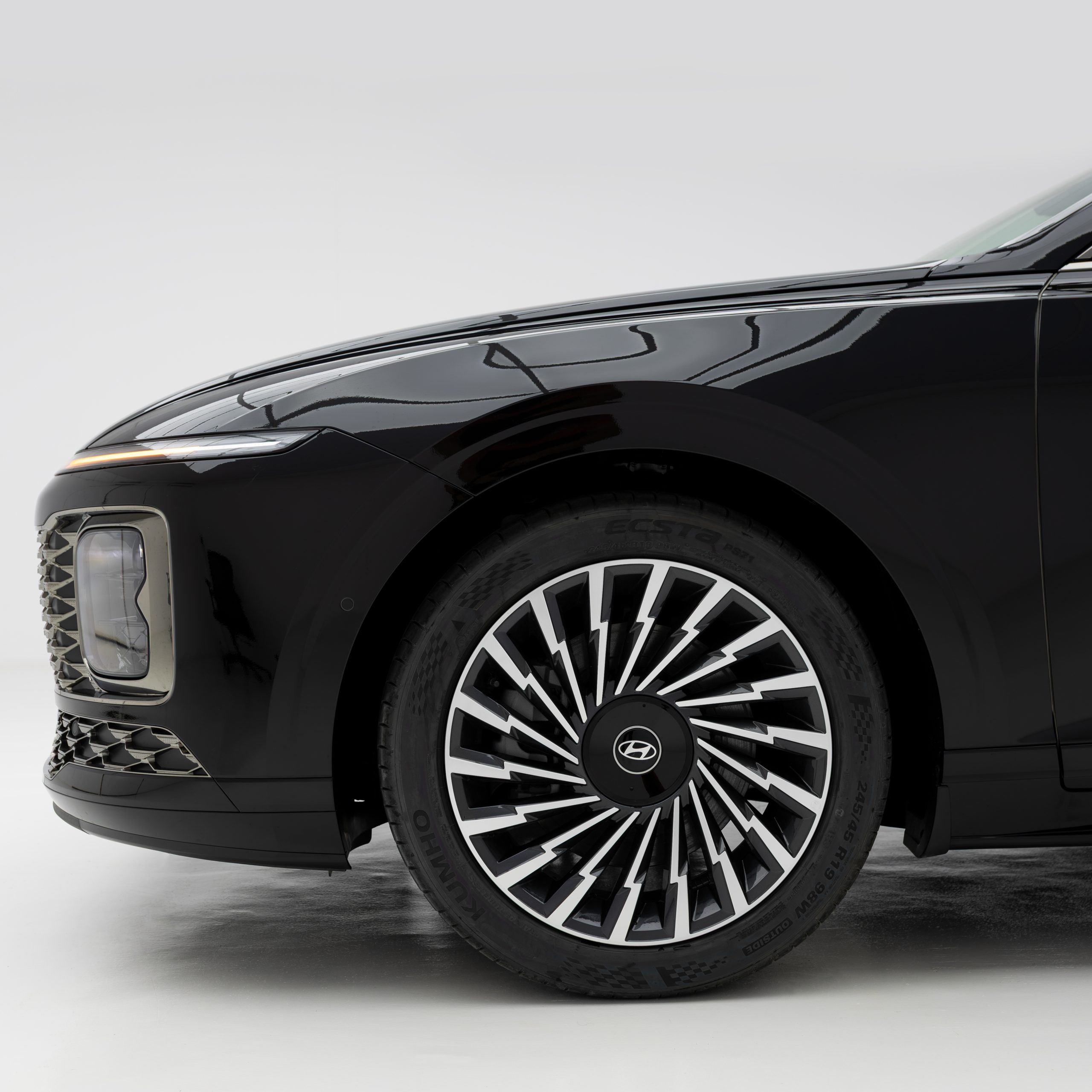 هيونداي ازيرا كاليجرافي 3500 سي سي