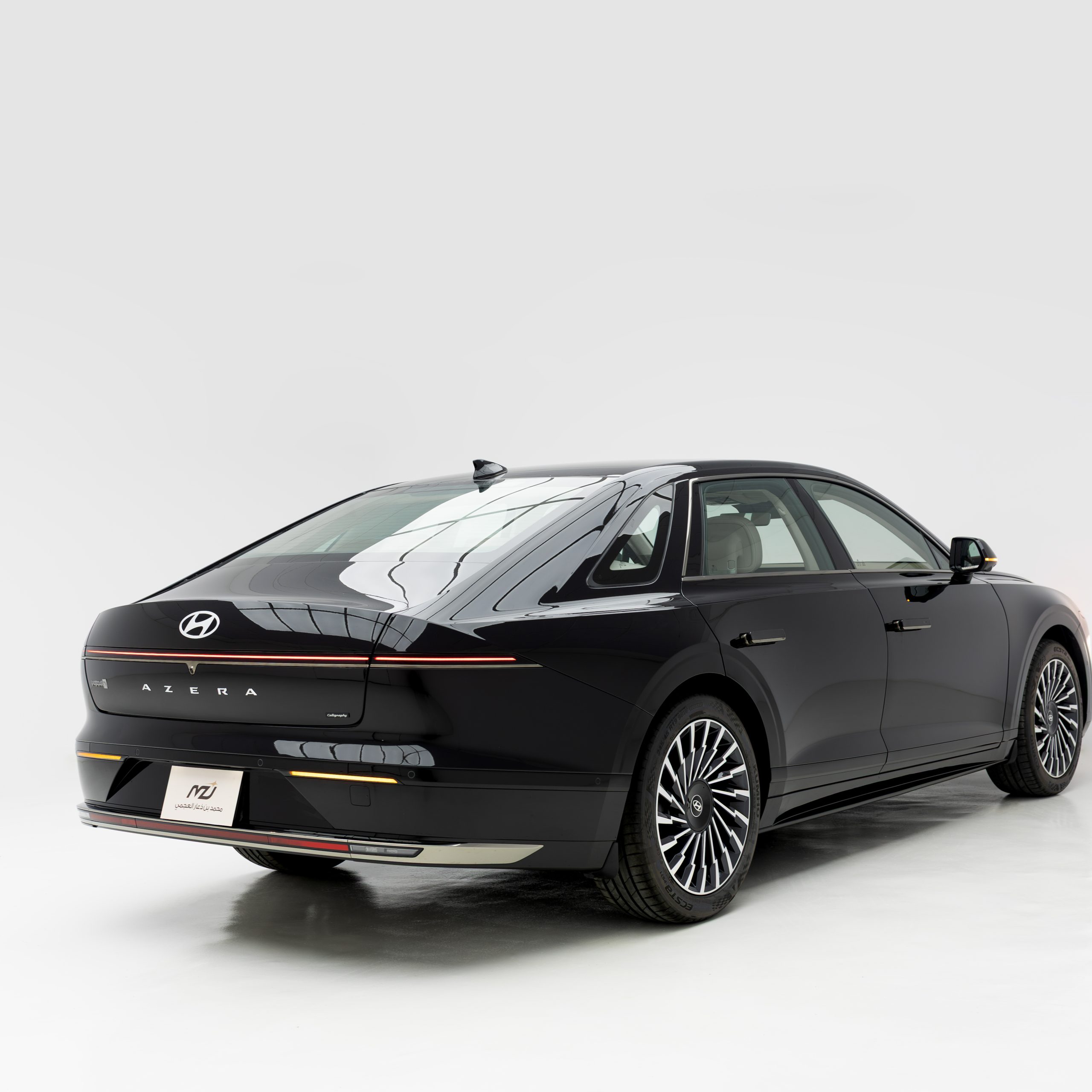 هيونداي ازيرا كاليجرافي 3500 سي سي