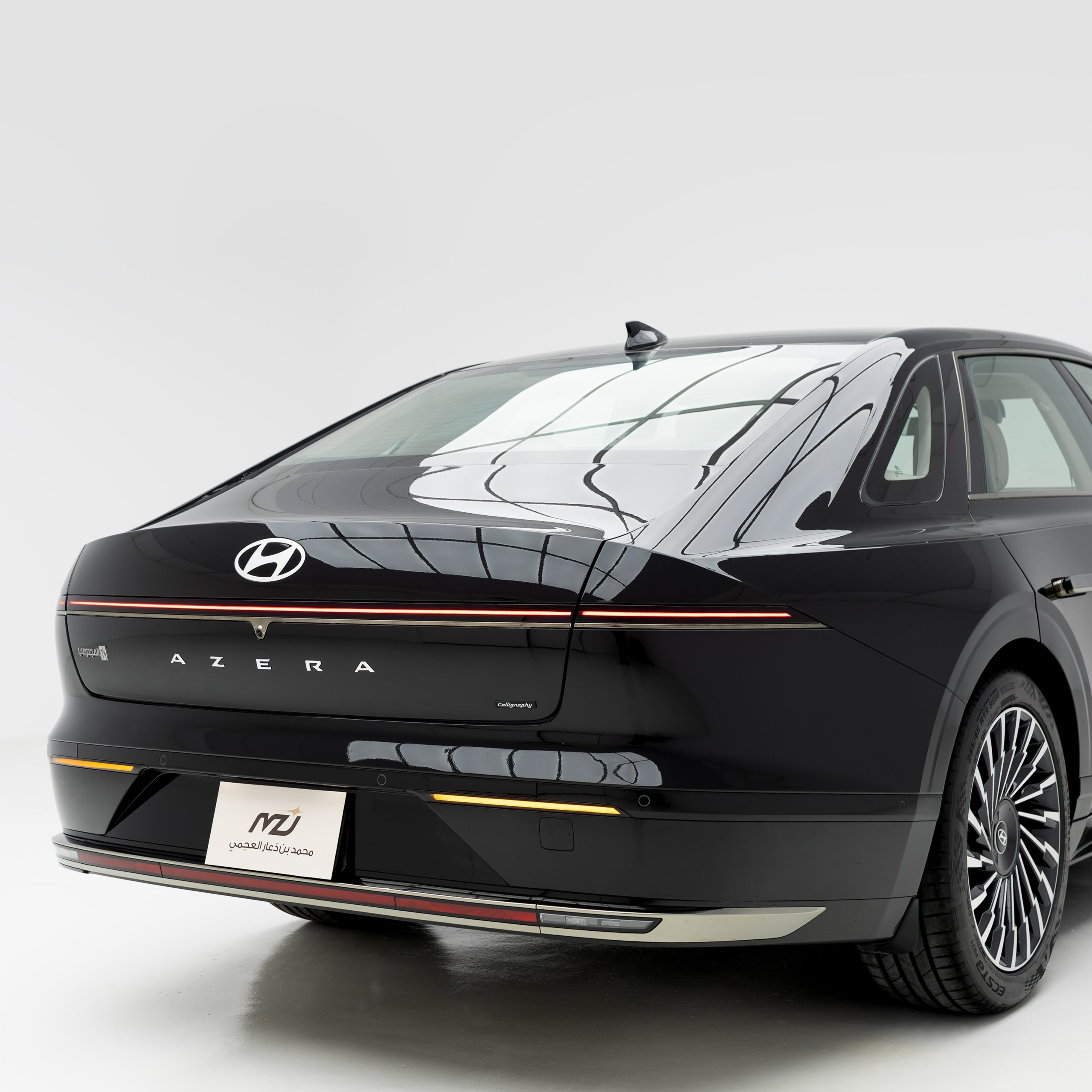 هيونداي ازيرا كاليجرافي 3500 سي سي