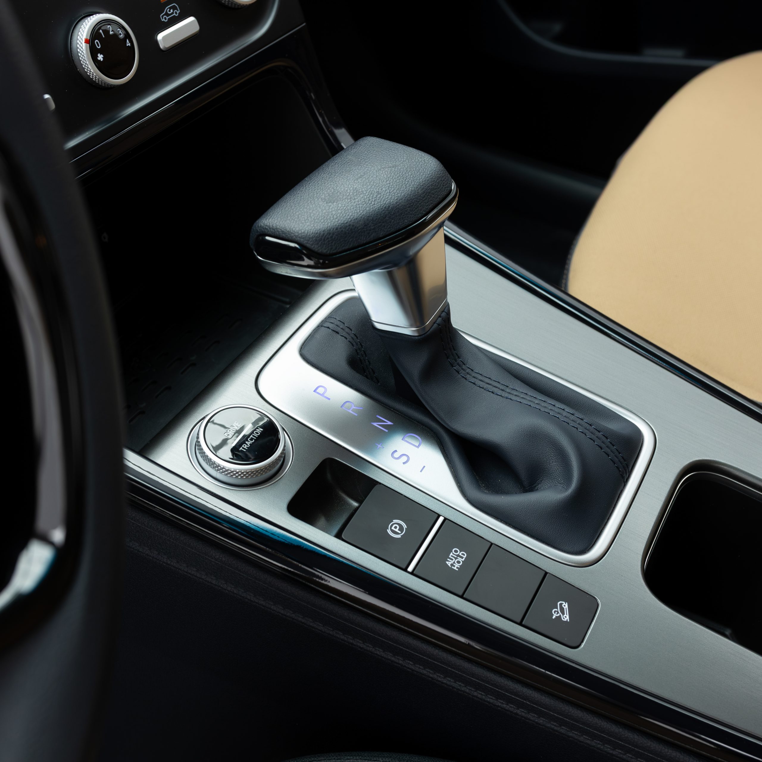 هيونداي جراند كريتا سمارت 2000 سي سي