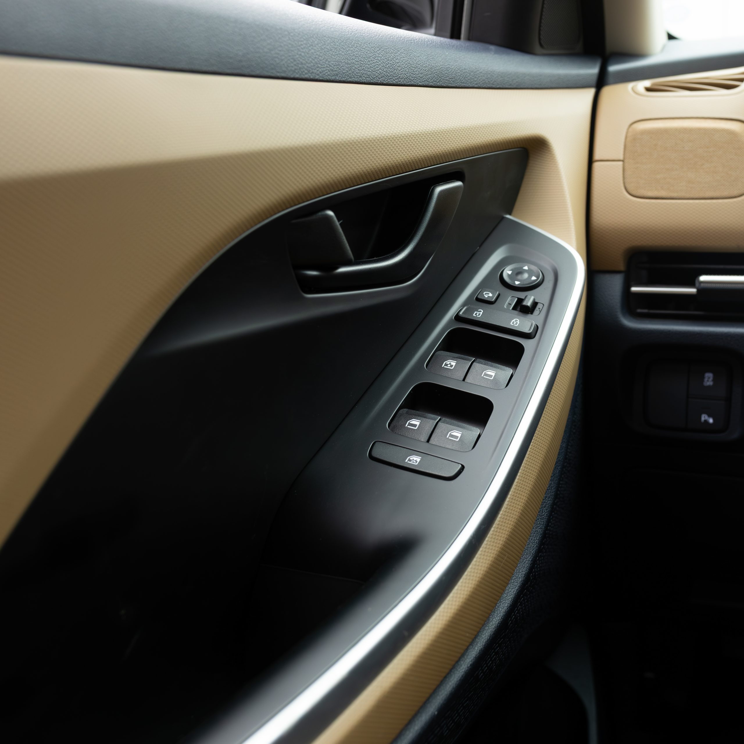 هيونداي جراند كريتا سمارت 2000 سي سي