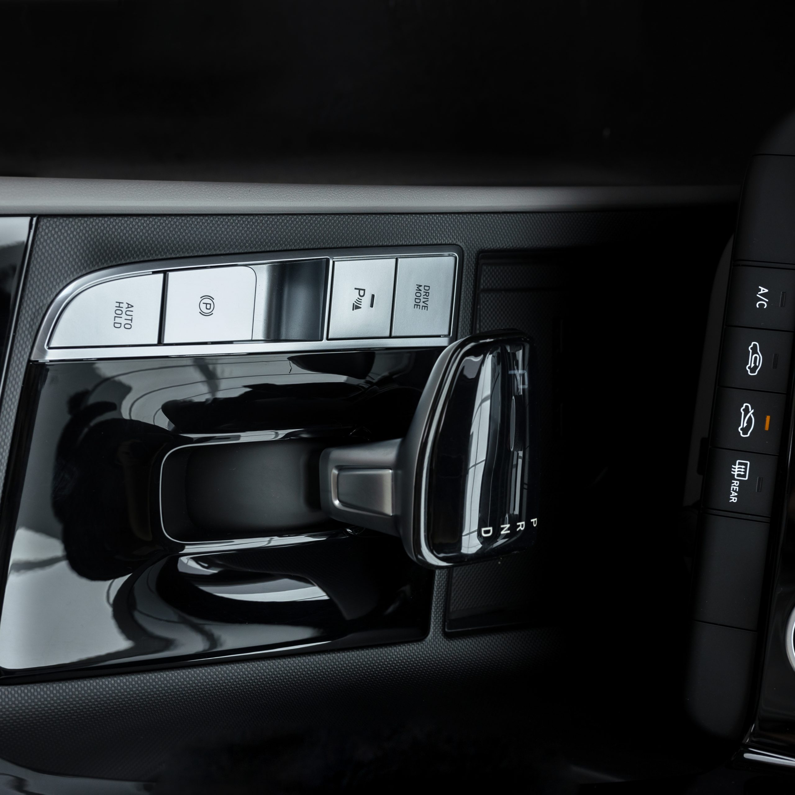 هيونداي النترا سمارت بلس – 2000 سي سي