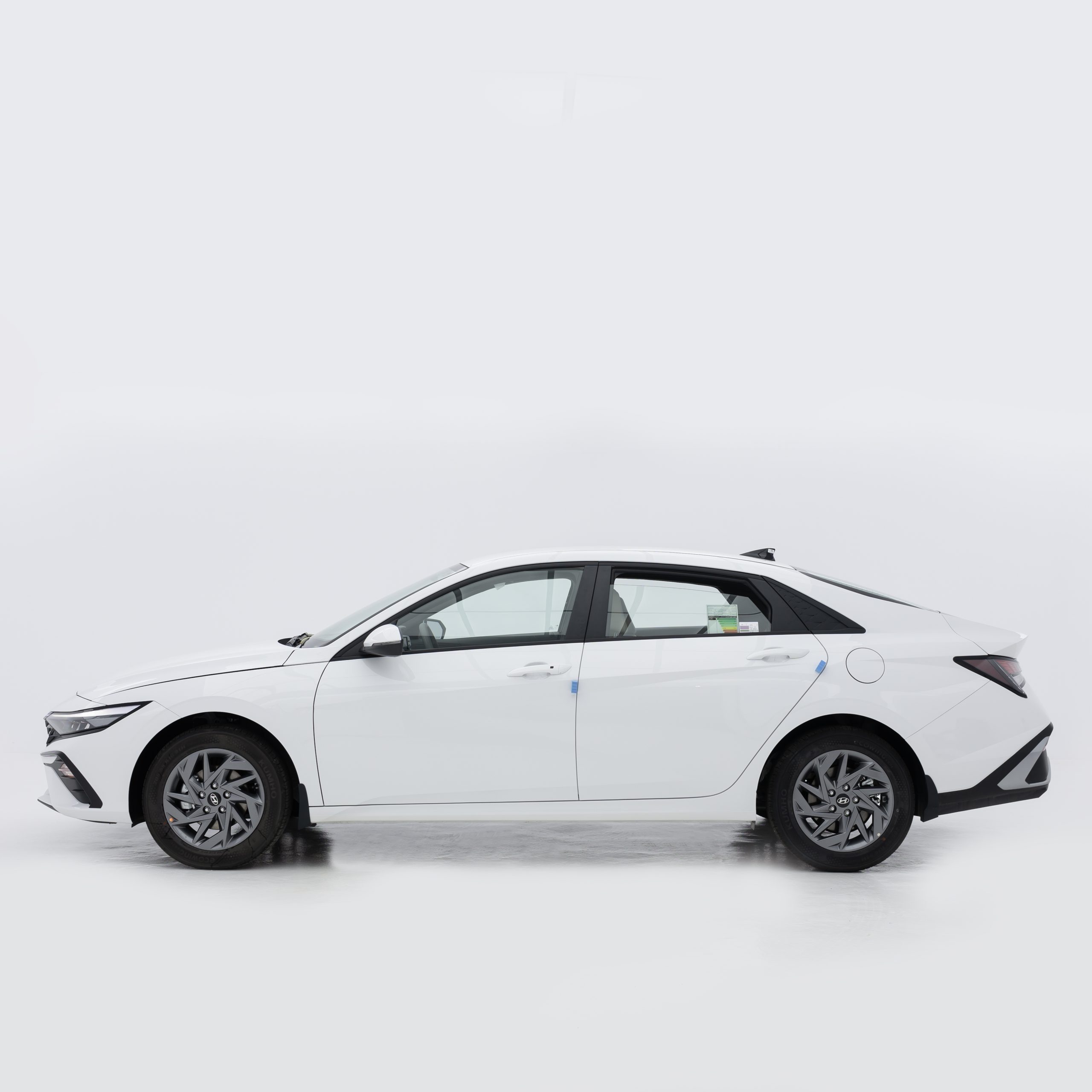 هيونداي النترا سمارت بلس – 2000 سي سي