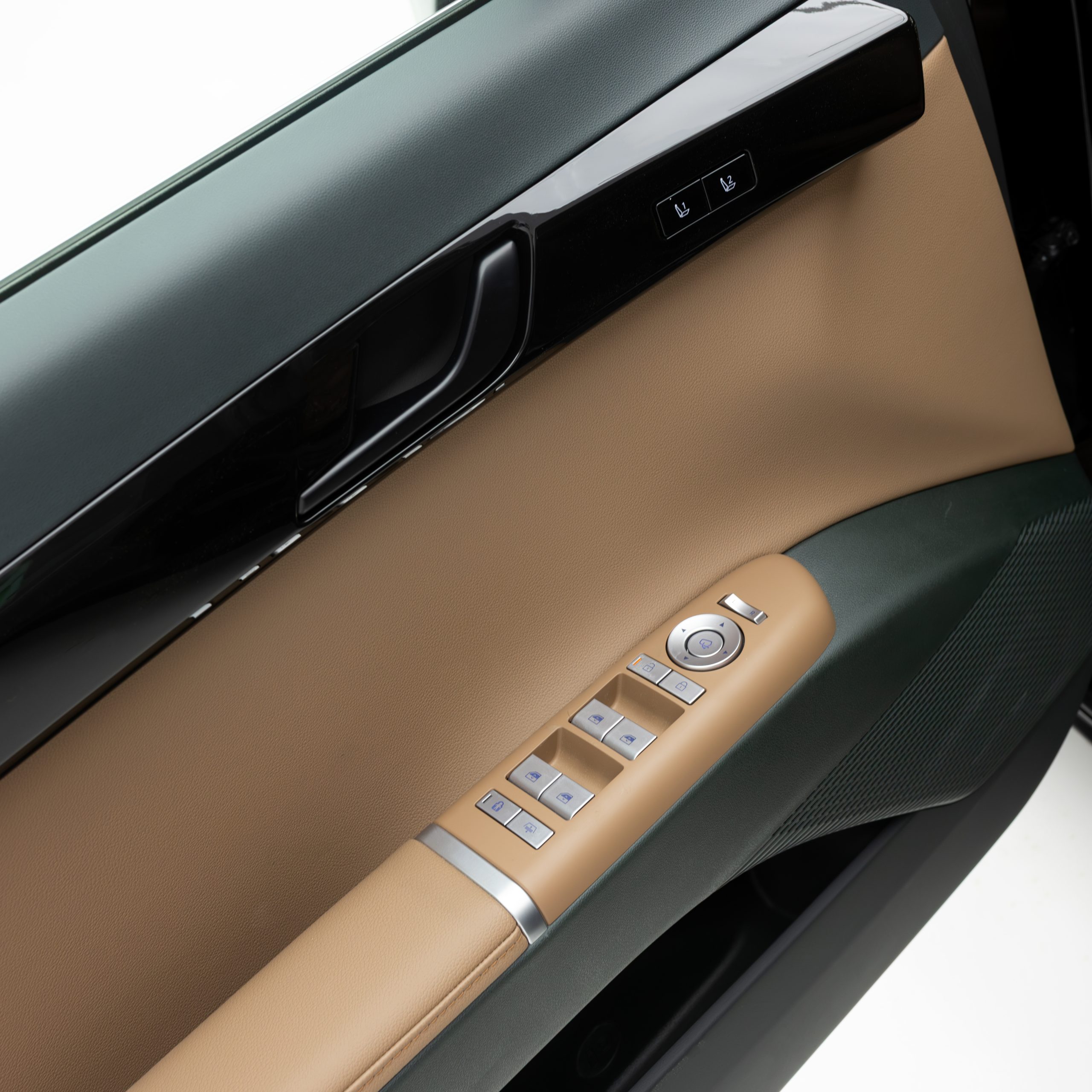 هيونداي ازيرا بريميوم 3500 سي سي